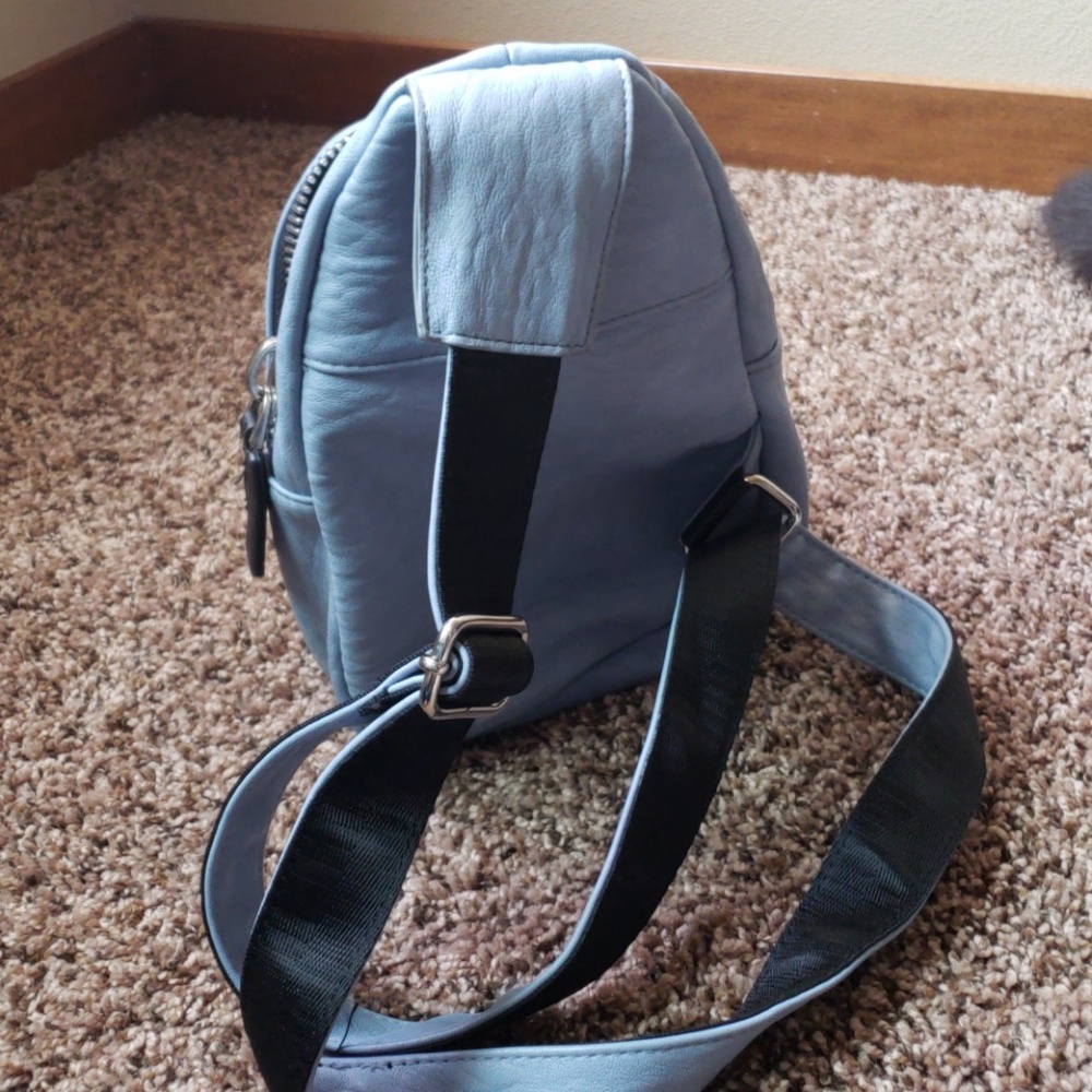 Dream Control Backpack - Picture 6 of 7